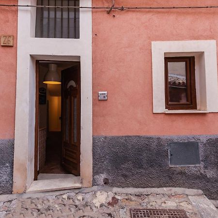 フォルツァ・ダグロ Taormina - The Godfathers Little Mansionヴィラ エクステリア 写真