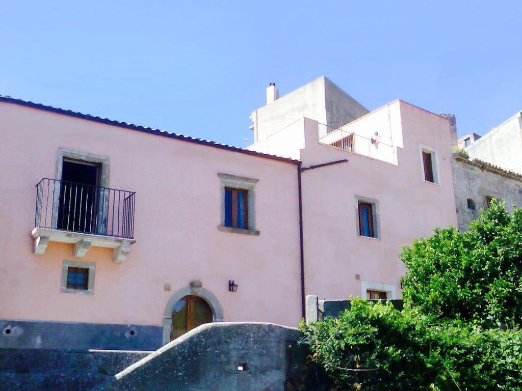 フォルツァ・ダグロ Taormina - The Godfathers Little Mansionヴィラ エクステリア 写真